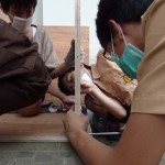 Kerja sama dan bagi tugas.